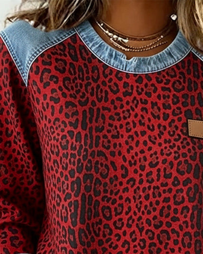 Zéphirine | Sweatshirt Imprimé Léopard en Patchwork Denim