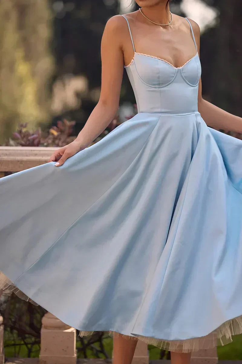 Minerva | Robe Princesse de Luxe à Bretelles Spaghetti